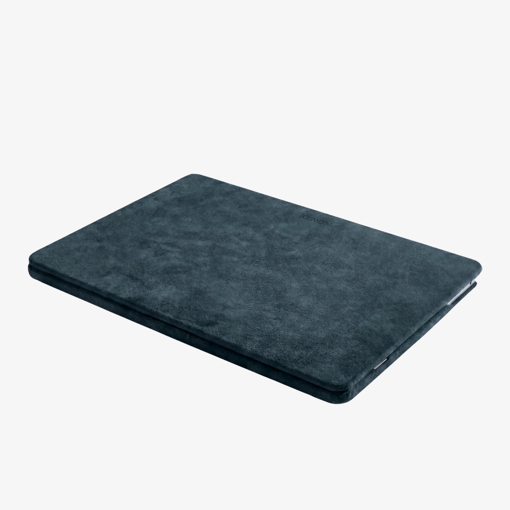 Alcantara MacBook Pro & Pro Max Cover - For 14 inch (2021 - 2025) - Navy Blue - Alcanside