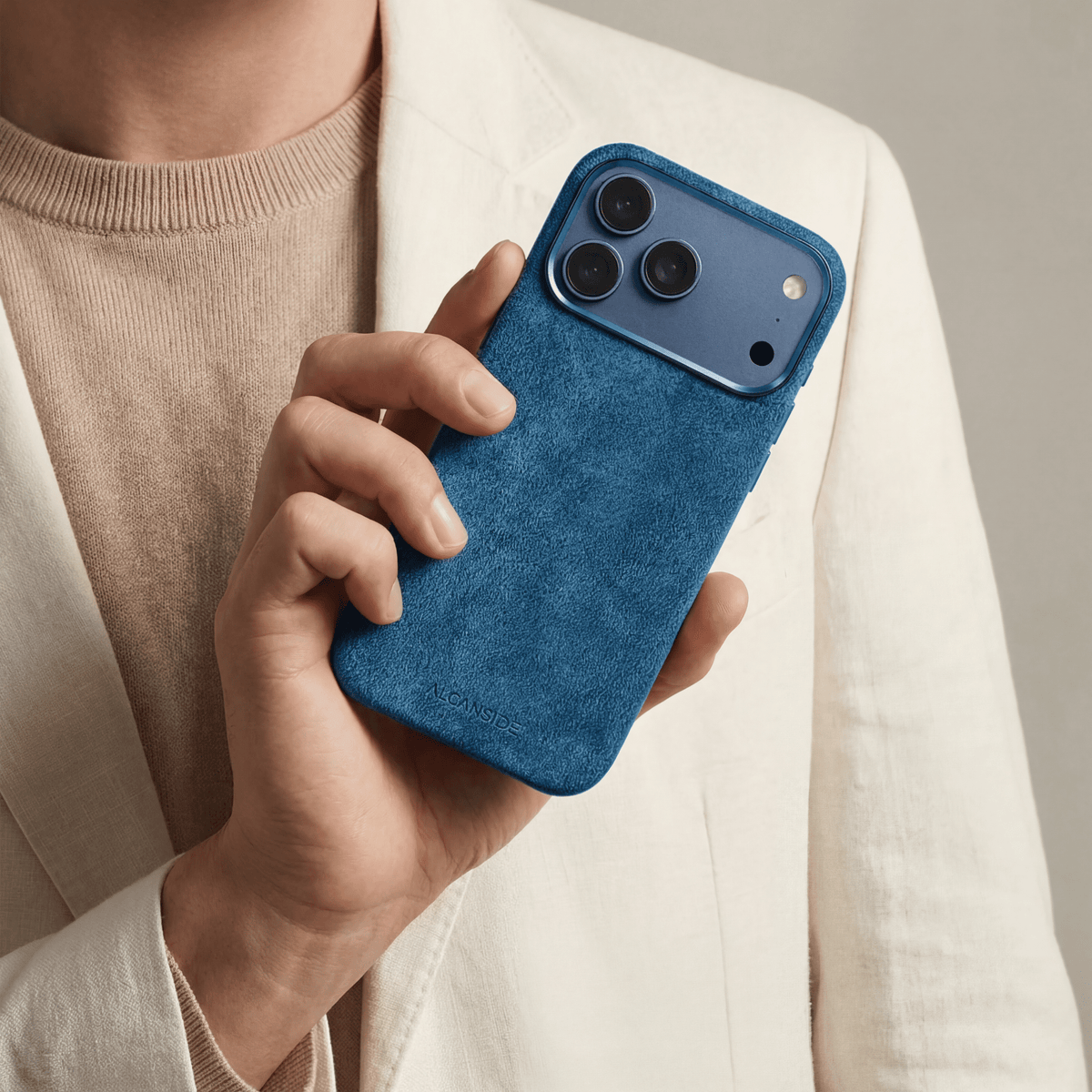 iPhone 17 Pro Max - Alcantara Case - Ocean Blue - Alcanside