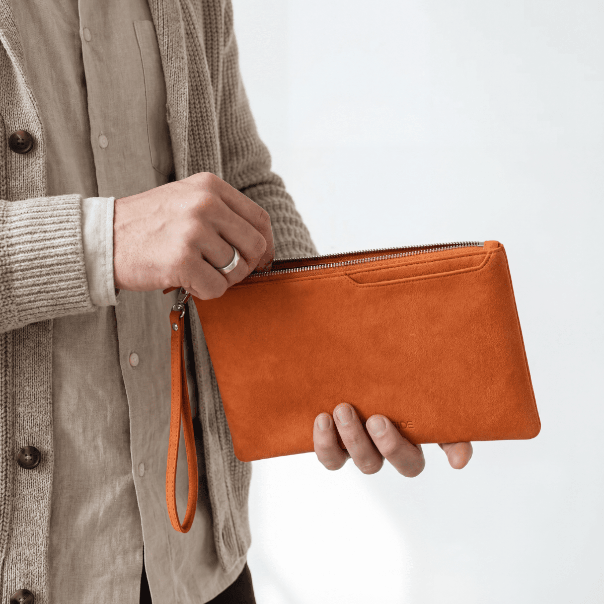 Alcantara Pouch - Orange - Alcanside